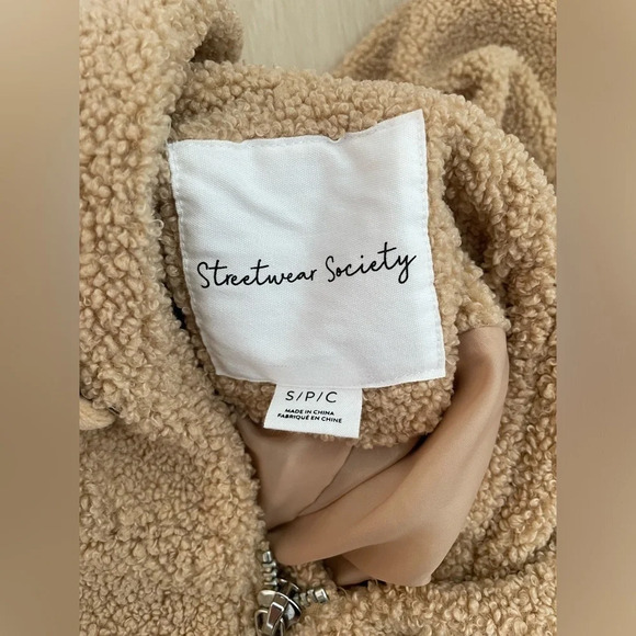 Streetwear Society Long Cozy Sherpa Jacket - Picture 2 of 9